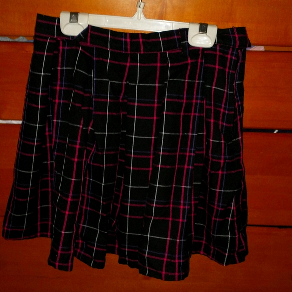 Size small Hot Topic plaid mini skirt